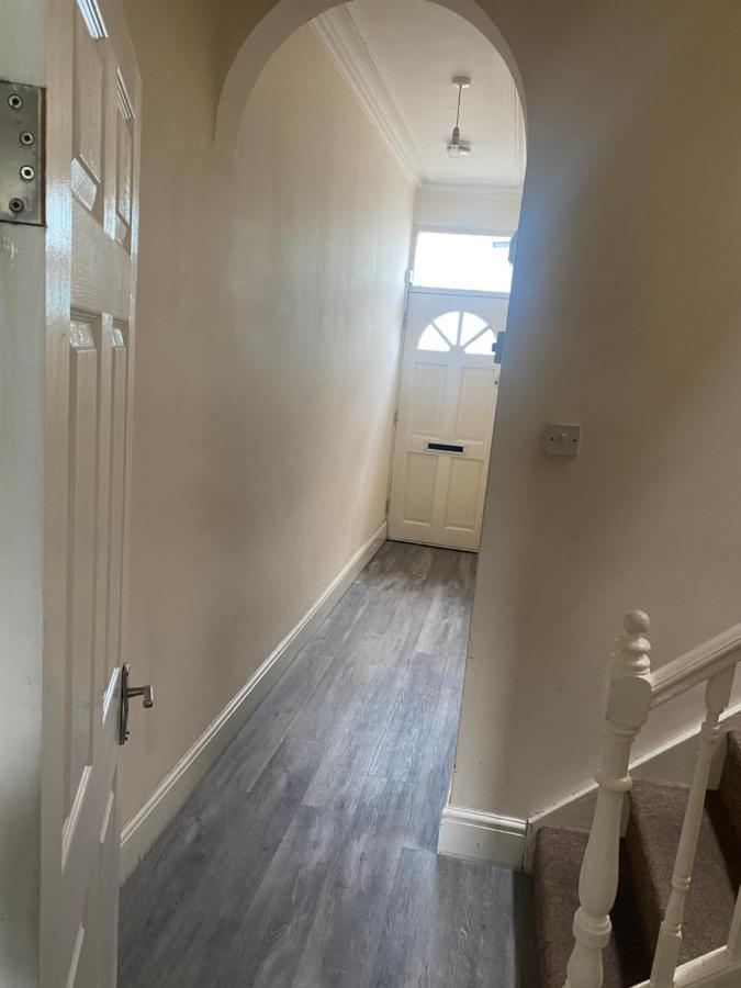 Spacious 4 Bedroom House Near Stokes Croft!! Central!!! Bristol Esterno foto